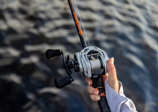 A baitcasting reel like the Kapstan Elite baitcasting reel is ideal for saltwater fishing